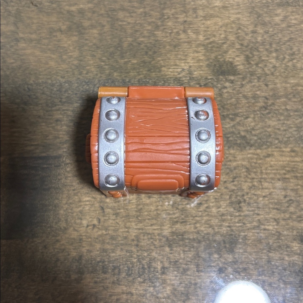 Fisher Price Little People Treasure Chest - Picture 2 of 7